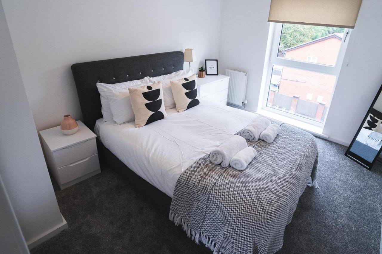 City Centre 2-Bed - New - Free Wi-Fi - Central Манчестер Екстер'єр фото
